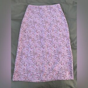 Brandy Melville John Galt Phoebe Purple Floral Midi Skirt (Size XS)